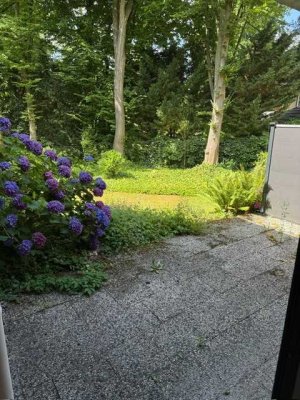 Stilvolle 2-Raum-Erdgeschosswohnung mit Einbauküche in Köln Lindenthal