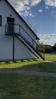 Renovierte 3-Zimmer-Wohnung mit Garage in Reppenstedt