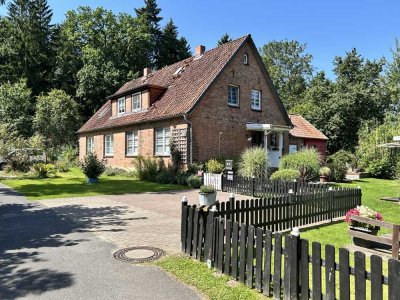 Zweifamilienhaus in Waldrandlage von Lüneburg-Rettmer