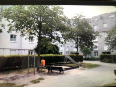 Geschmackvolle, neuwertige 4,5-Zimmer-Wohnung mit  EBK und Tiefgarage