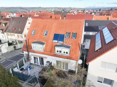 Wunderschöne und moderne Maisonettewohnung  in zentraler Lage von Pleidelsheim!