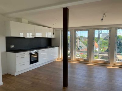 Wunderschöne 3-Zimmer Wohnung in Holtenau mit Blick auf den Kanal