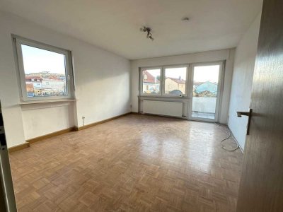 2. OG Südbalkon, helle Wohnung, Parkett