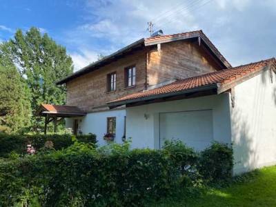 Einfamilienhaus in traumhafter Lage mit Bergblick im Chiemgau provisionsfrei mit grossem Grundstück
