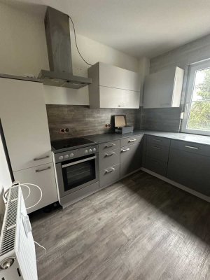 4 Raum Wohnung mit Einbauküche und 2 Bädern