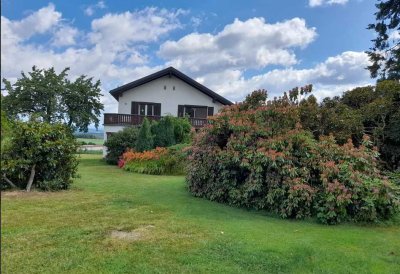 Neu renoviertes Einfamilienhaus mit tollem Garten - nähe Passau