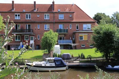 Emden: Attraktive 4 Zimmer Wohnung mit Balkon in idyllischer Kanallage