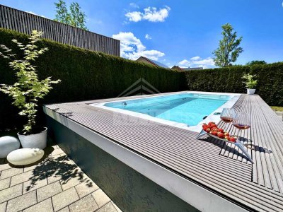 *EXKLUSIVES WOHNEN*  - Elegantes Einfamilienhaus mit Garten und Pool in Aalener Toplage