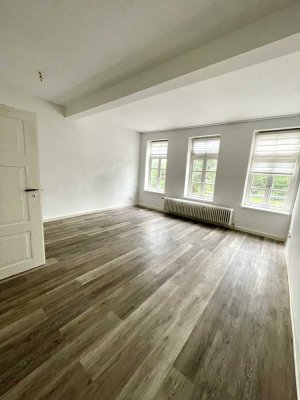 Moderne 2-Zimmer-Wohnung mit Wasserblick in zentraler Lage von Neustadt am Rübenberge