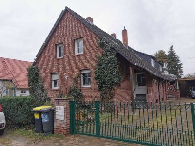 Privat. Gepflegte helle 3-4- Zimmer-Nichtraucherwohnung in ruhiger nördlicher Stadtrandlage