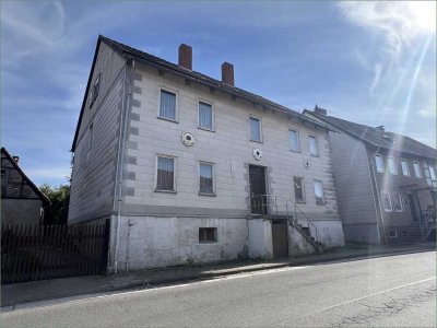 Sanierungsbedürftiges Mehrgenerationenhaus mit 16 Zimmern in Jerxheim