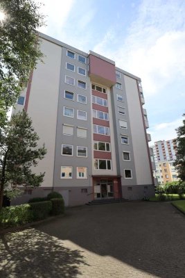 Helle 3-Zimmer Wohnung mit Balkon im 2. OG in Bremerhaven-Lehe