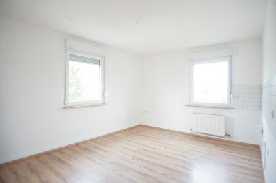 ~ Wunderschönes Apartment mit Wohnküche und Schlafzimmer + Rollos ~