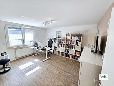 Exklusiv sanierte Haushälfte mit separatem Studio und vielen Möglichkeiten in bester Lage