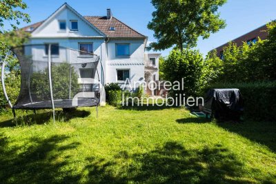 Mehrfamilienhaus mit Entwicklungspotential im Hamburger Westen
