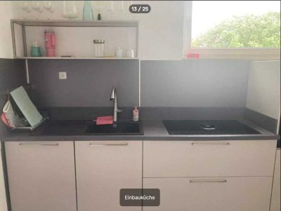 Moderne und top geschnittene Wohnung über  den Dächern von Rheydt direkt am  Schmölderpark gelegen,