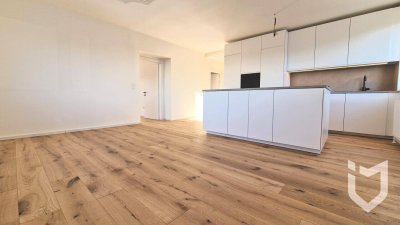 + PREISHIT FÜR SCHNÄPPCHENJÄGER +SONNIGE 3-ZIMMER WOHNUNG MIT NEUER EINBAUKÜCHE IN WELS