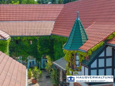 Vielseitiger Vierseithof für Liebhaber (VB)