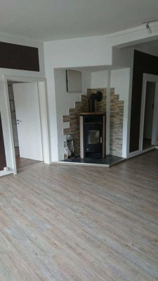 50% Anteil an Grundstück 2700qm + 4 WE