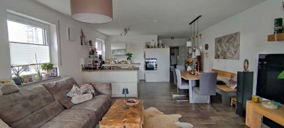 Stilvolle 4-Zimmer-Wohnung mit gehobener Innenausstattung, Balkon und EBK in Schrobenhausen