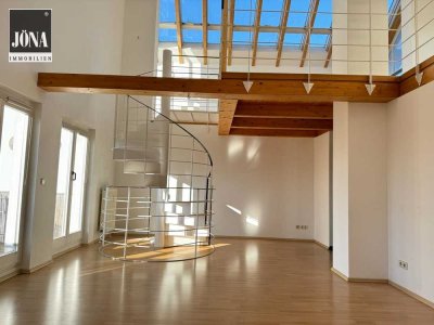 Besondere Gelegenheit!
Sonnige 4-Zimmer-Maisonette-Wohnung mit Balkon in Neudrossenfeld