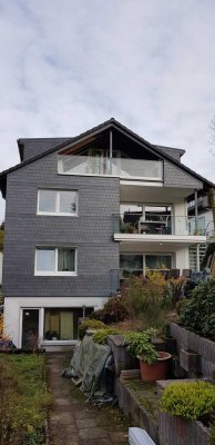 Renovierte Eigentumswohnung 4-Zimmer mit Garage