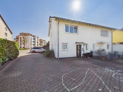 Neuwertige Doppelhaushälfte in zentraler Lage von Hattingen