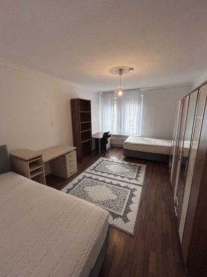Investition mit Perspektive - 4-Zimmer-Wohnung im Herzen von Stuttgart West