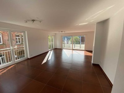 Barrierefreie 3-Zimmer-Whg. über den Dächern von Schwäbisch Hall. , Balkon, Terrasse, Doppelgarage