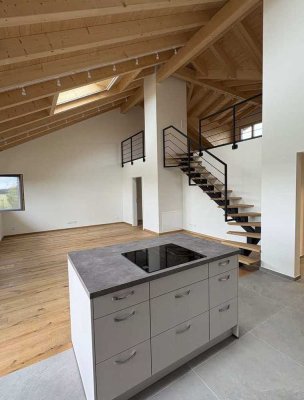 4-Zimmer Galerie Whg. am Ortsrand - Wohnen mit Blick ins Grüne