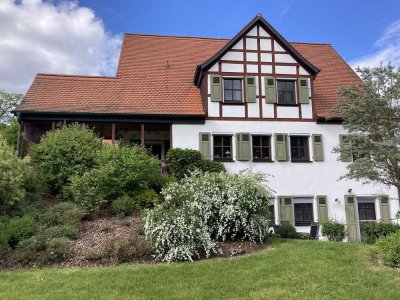 Top gepflegtes Einfamilienhaus inklusive Einliegerwohnung mit Waldblick
