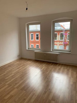 Gepflegte 2-Zimmer Wohnung im 3. OG mit Balkon in Kiel-Schreventeich