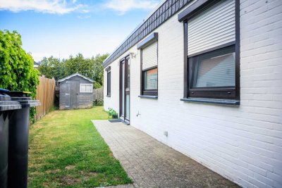 Erstbezug nach Sanierung: freundliche 2-Zimmer-Wohnung (Wohnung 2) mit Garten im Erdgeschoss