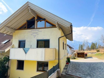 DOPPELHAUSHÄLFTE IN KÄRNTEN - RAUMWUNDER IN SONNIGER WALDRANDLAGE IN IRSCHEN/GRÖFELHOF