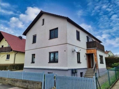 Gepflegtes, modernisiertes 2-Fam.-Wohnhaus mit Garten und Doppelgarage in ruhiger, sehr beliebter Si