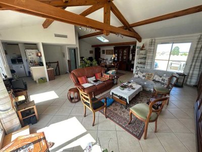 Geräumige 4-Zimmer Wohnung in Köln Altstadt & Neustadt-Nord