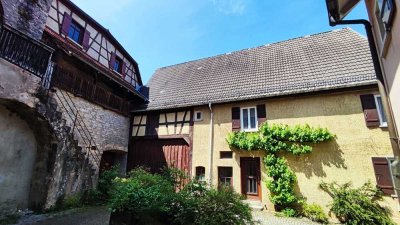 # Sehr gut # Bauernhaus mit zwei Scheunen