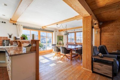 Einfamilienhaus mit Einliegerwohnung (touristisch vermietbar) im Tiroler Stil in Brixen im Thale zu verkaufen