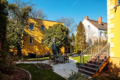 Luxus Immobilie und ein 3 Parteienwohnhaus im grünen