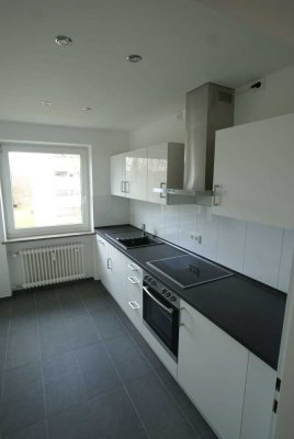 Renovierte, helle und ruhige 3,5-Zimmerwohnung zu vermieten (WG-geeignet)