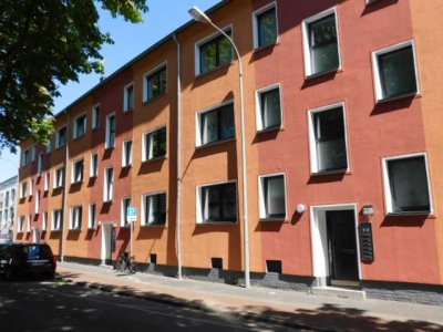 Sehr schöne 2-Raumwohnung im 2. OG mit Balkon und Vinylboden in Zentrumsnähe...