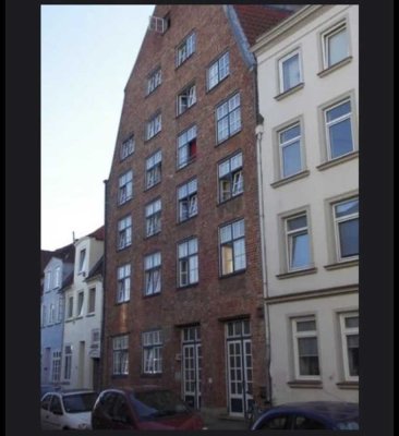 Geschmackvolle 5-Raum-DG-Wohnung in Lübeck