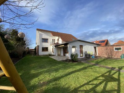 Traumhafte 4-Zimmer-Wohnung mit Garten, Terrasse & Specksteinofen in Minden-Nordstadt
