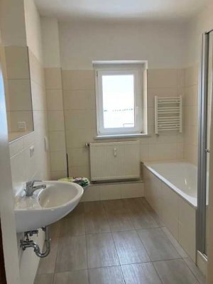 Schöne helle 3-Raum Wohnung