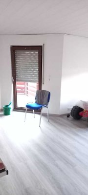 Geschmackvolle 3-Raum-DG-Wohnung in Frickenhausen