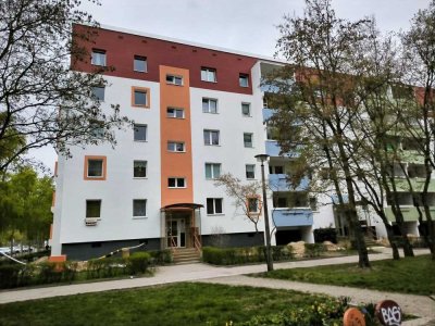 Attraktive vermietete 3-Zimmer-Hochparterrewohnung in Berlin-Hohenschönhausen