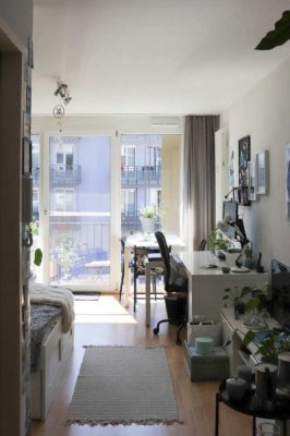 Schönes 1-Zimmer-Appartement mit Balkon direkt gegenüber der Uni