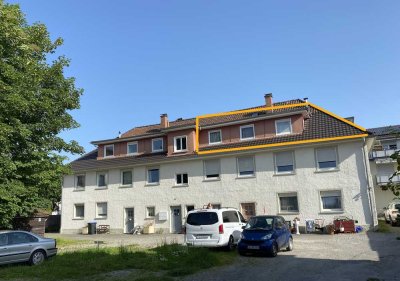 Zentral gelegene, helle 4-Zimmer-DG-Wohnung in Friedrichshafen