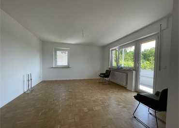 Helle 3-Zimmerwohnung mit Balkon in Stuttgart-Degerloch!