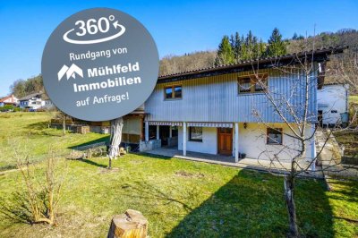 Sofort freies Einfamilienhaus mit unterkellerter Doppelgarage!